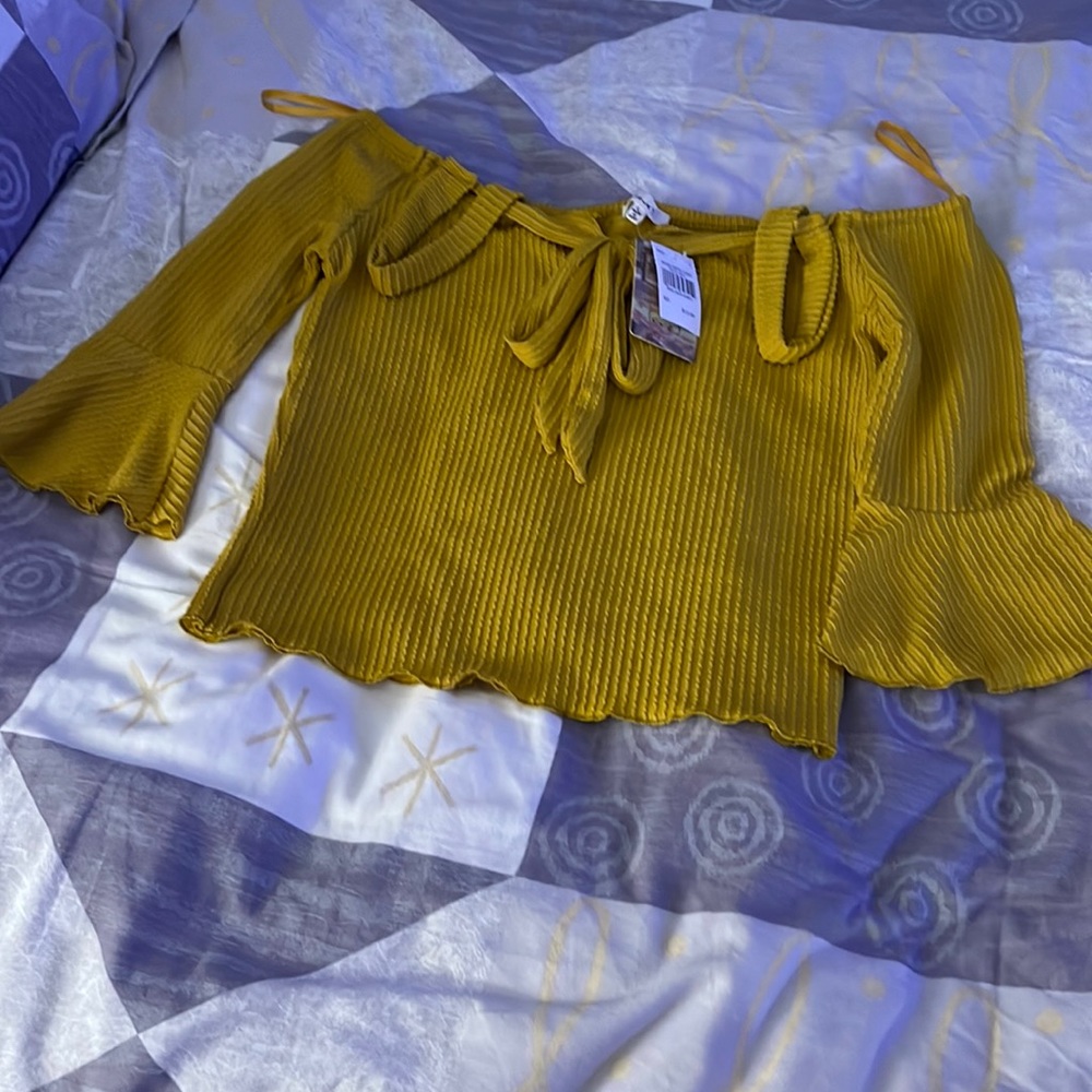 Mustard colored top